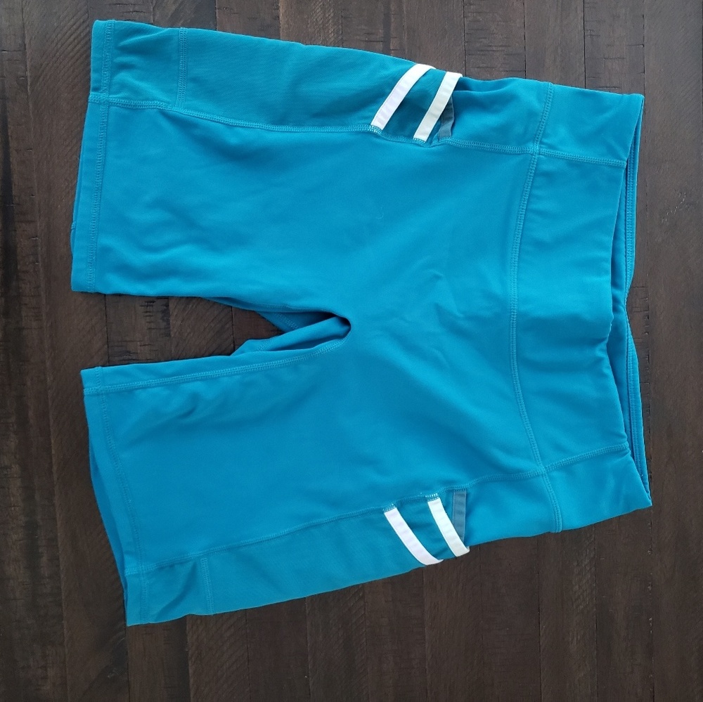 Womens Fabletics shorts Small